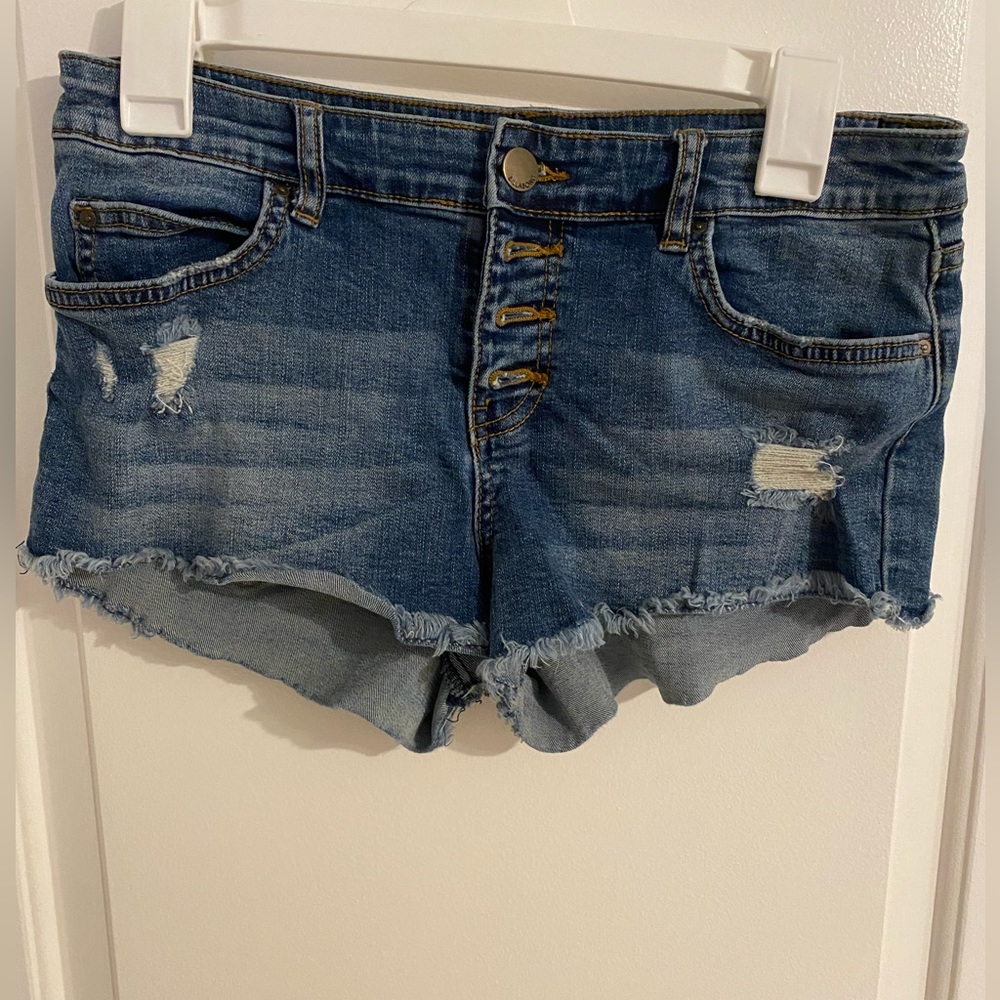 BILLABONG DENIM SHORTS ✨ 🏄🏻‍♀️